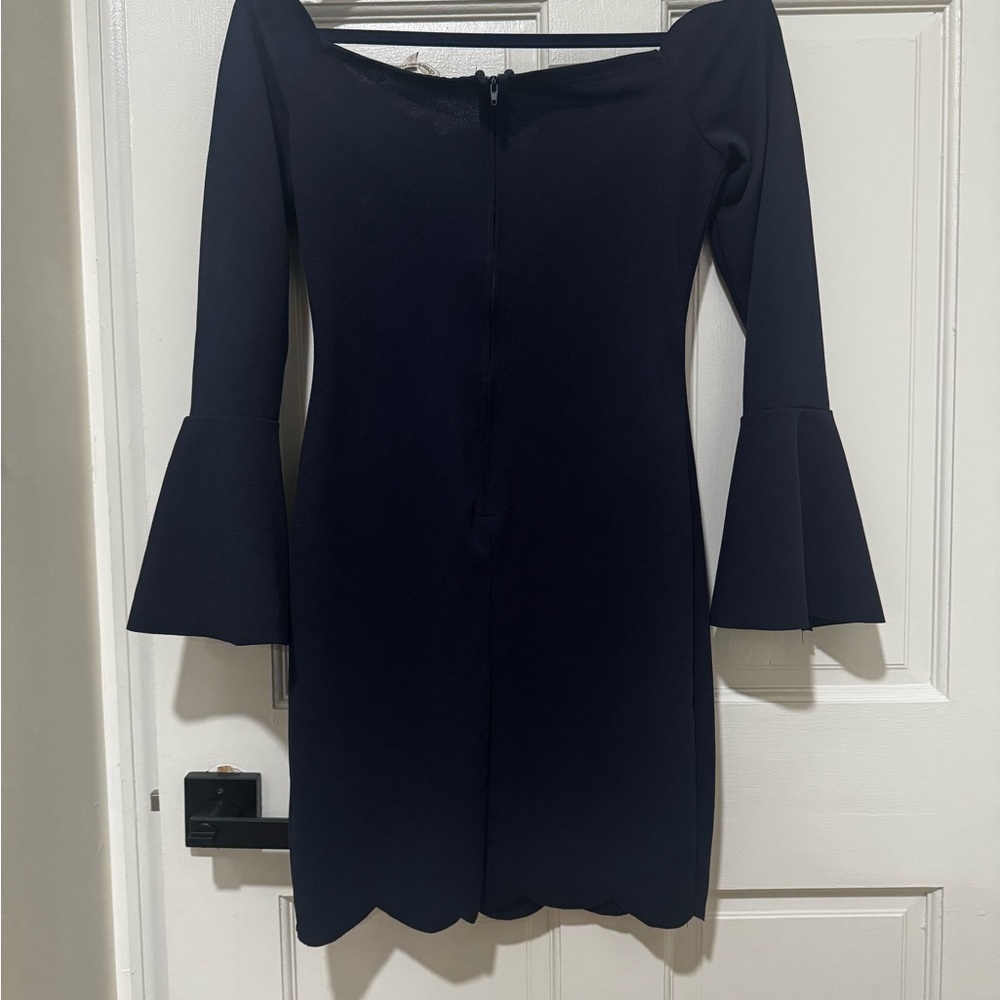 Elegant Black Dress with Flared Sleeves - Picture 2 of 2